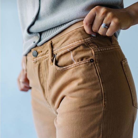 Piper and Scoot “Haylen” Mid Rise Crop Wide Leg Jeans Mustard/Rust 25 - Picture 3 of 16